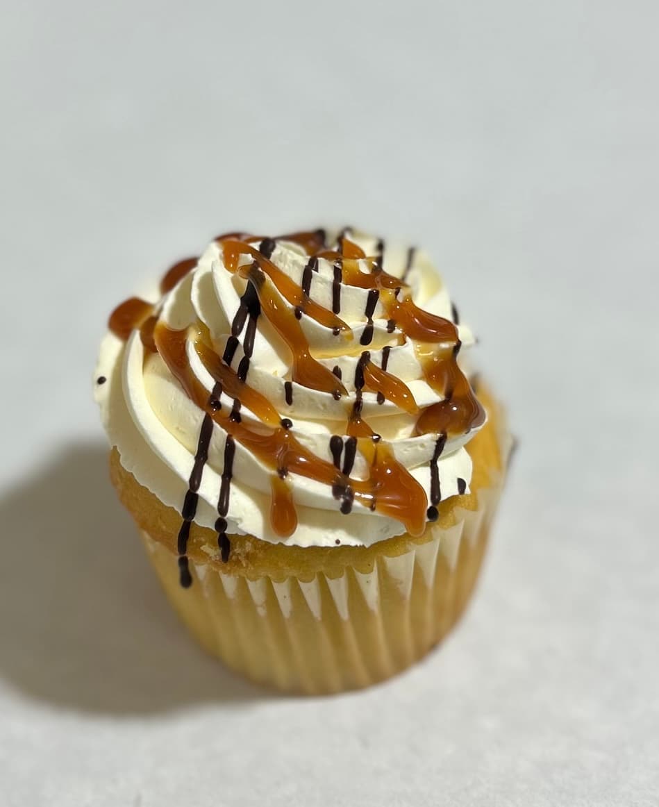 Vanilla Caramel Cupcake