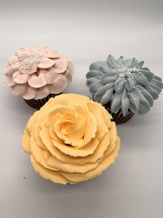 Fancy Flower Cupcakes